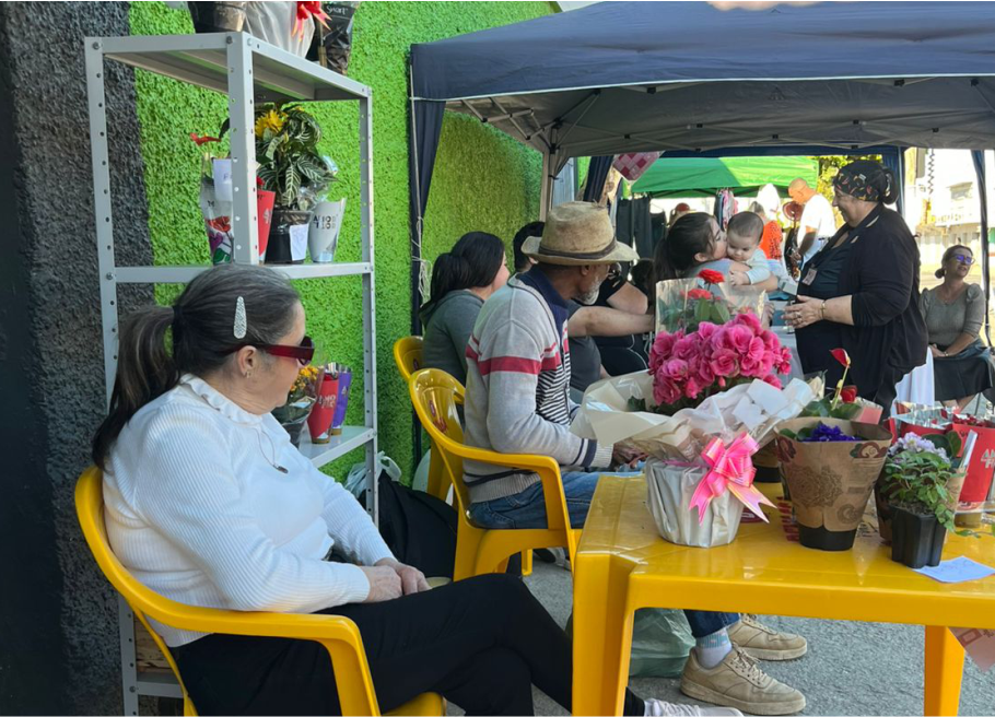 Feira de Artesanato do Bairro Santa Terezinha Edição Especial Dia das Mães