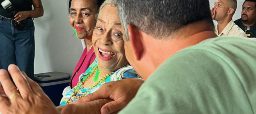 ANIVERSÁRIO DE 95 ANOS DA DONA ANAROLINA FAGUNDES, UMA FESTA INESQUECÍVEL